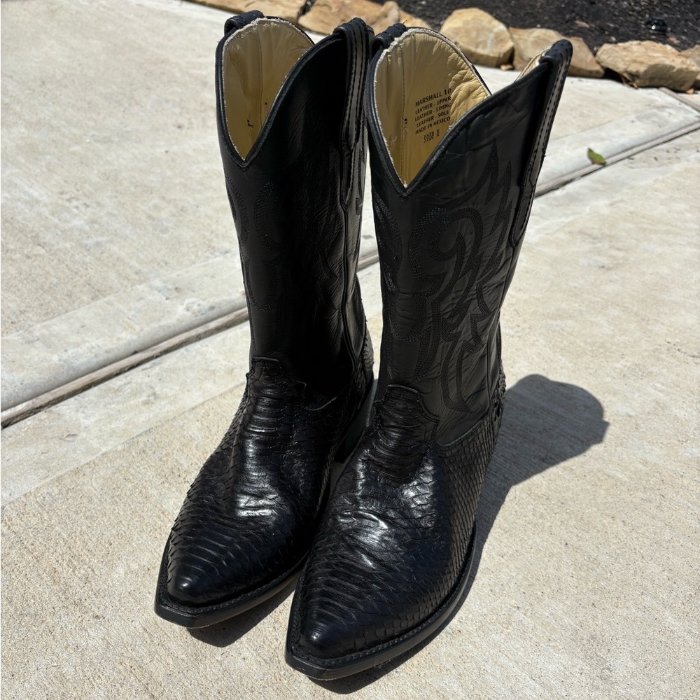 Freebird by Steven Marshall Black Western Boots